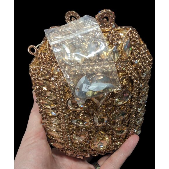 Luxury Rhinestone Encrusted Evening Bag Gold Tone With Removable Chain Strap - Picture 4 of 16